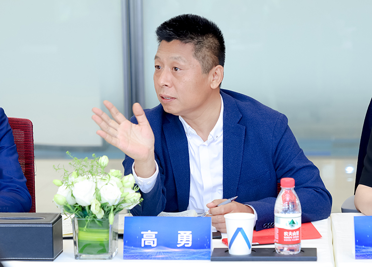 人力资源公司PG 国际董事长高勇在合作签约仪式上发言